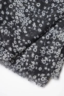 Le Temps des Cerises Foulard Jadida A Motif Fleuri Noir Et Blanc Black Flower Shop