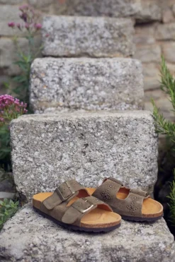 Le Temps des Cerises Mules Cloutees Naomie Kaki Khaki Best